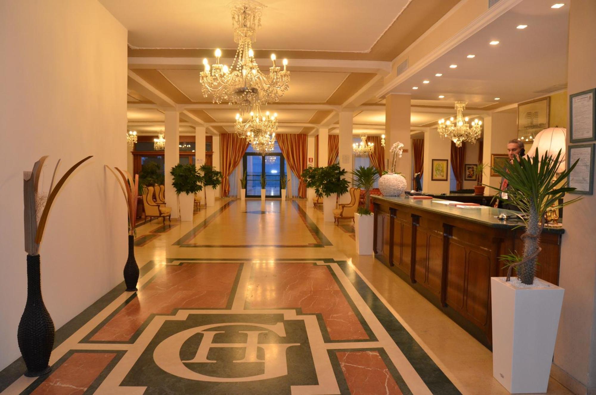 Grand Hotel Montesilvano Marina Eksteriør bilde