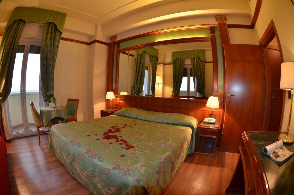 Grand Hotel Montesilvano Marina Eksteriør bilde