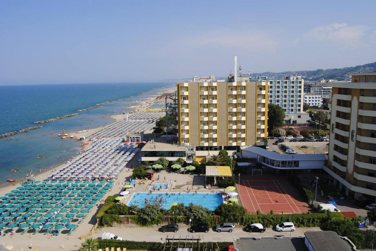Grand Hotel Montesilvano Marina Eksteriør bilde
